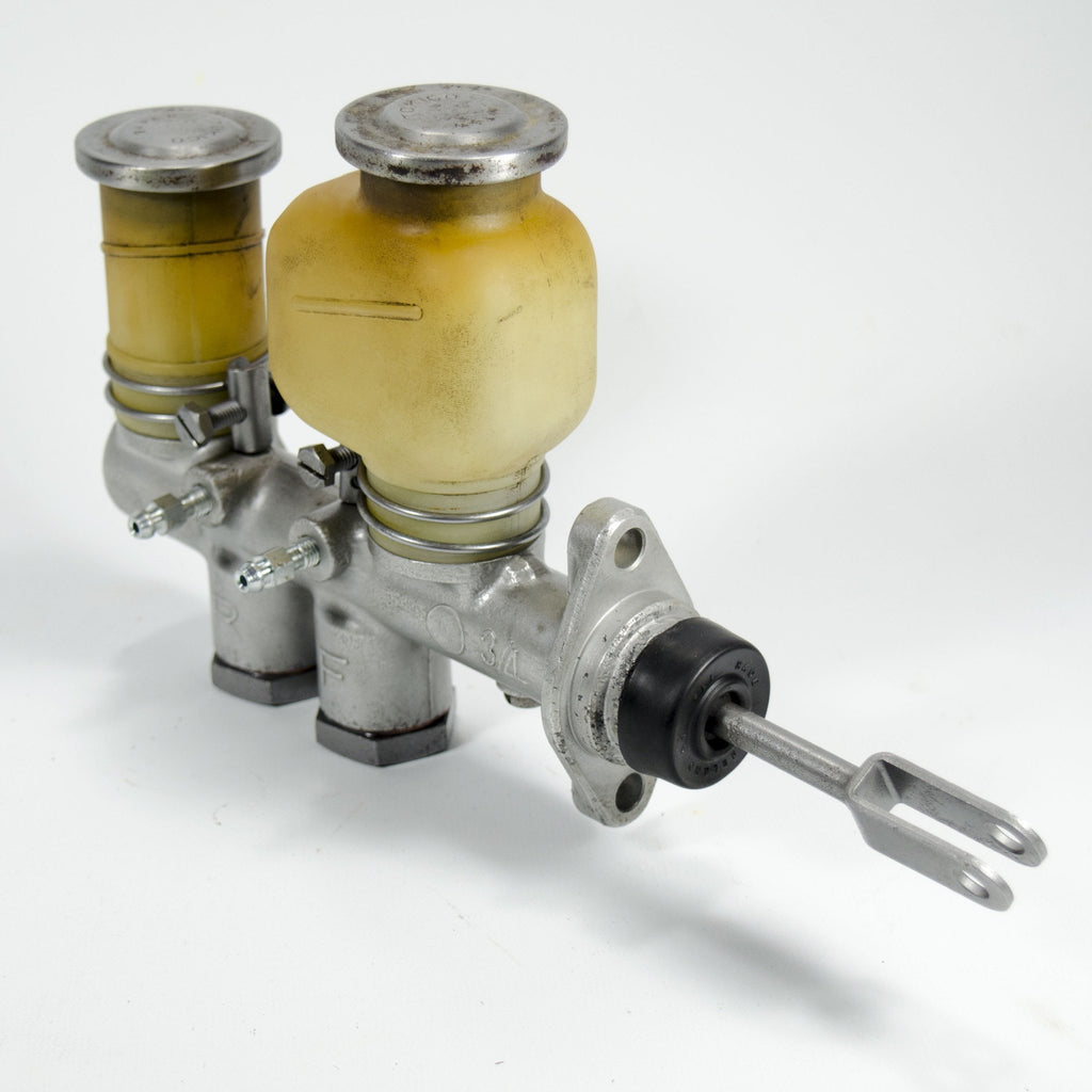 Datsun, Tokico Master Cylinder Tokico (sleeved and re-built), BrakeMaster, Datsun - Apple Hydraulics